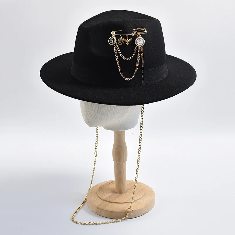 New Fedora Hats for Women Men  Metal Chain Decor Fashion Felt Jazz Hats Autumn Winter Party Formal Cap