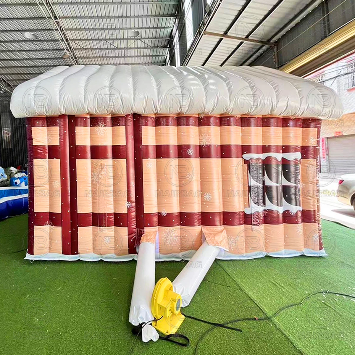 屋外用ブラウンサンタ洞窟PVC製インフレータブルクリスマスハウス、インフレータブルキャビンテント、ホリデーイベントパーティー装飾用
