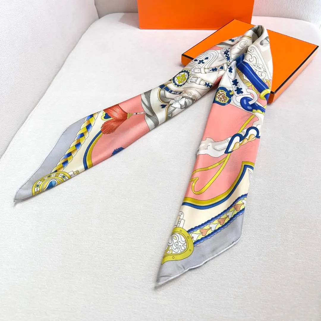 

2025 H Series Luxury Gifts, Hand-curled Twill Silk Square Scarf, Showing The Powerful and Charming Nature of Feminine Charm