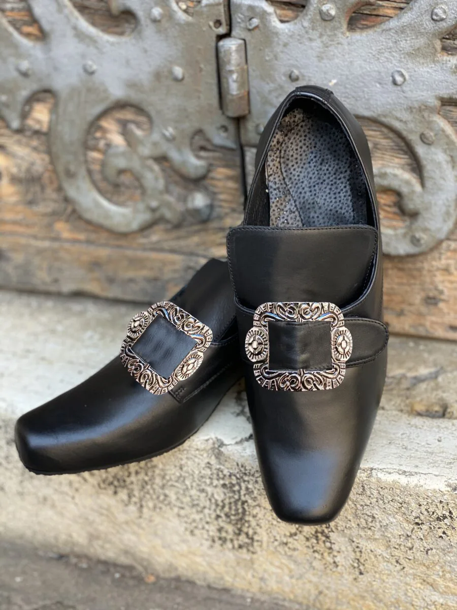 Retro-Western, mittelalterliche, renaissanceartige Rollenspiele, edle Herren- und Damenmode, einfarbige High Heels, Partyschuhe, Halloween-Kostüm. – Detail 3