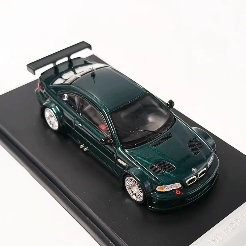 MJ Diecast Scala 1:64 M3 GTR E46 Serie 3 Auto sportiva a due porte Modello di auto in lega Ragazzo da collezione Souvenir Regali di festa Display