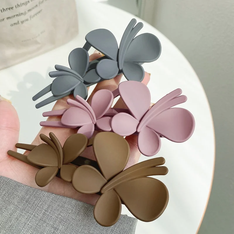 Korean Frosted Butterfly Large Hair Clip for Women Solid Color Ponytail Hair Claw Pins Hairpins Girls Hair Accessories Wholesale