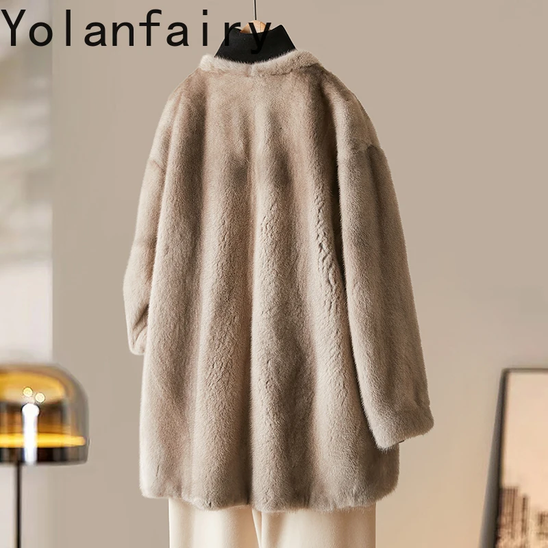 YOLANFAIRY معطف فرو المنك الطبيعي امرأة الخريف الشتاء الخامس الرقبة الفراء الحقيقي سترة النساء الملابس منتصف طول معاطف فرو المنك كاملة 2025