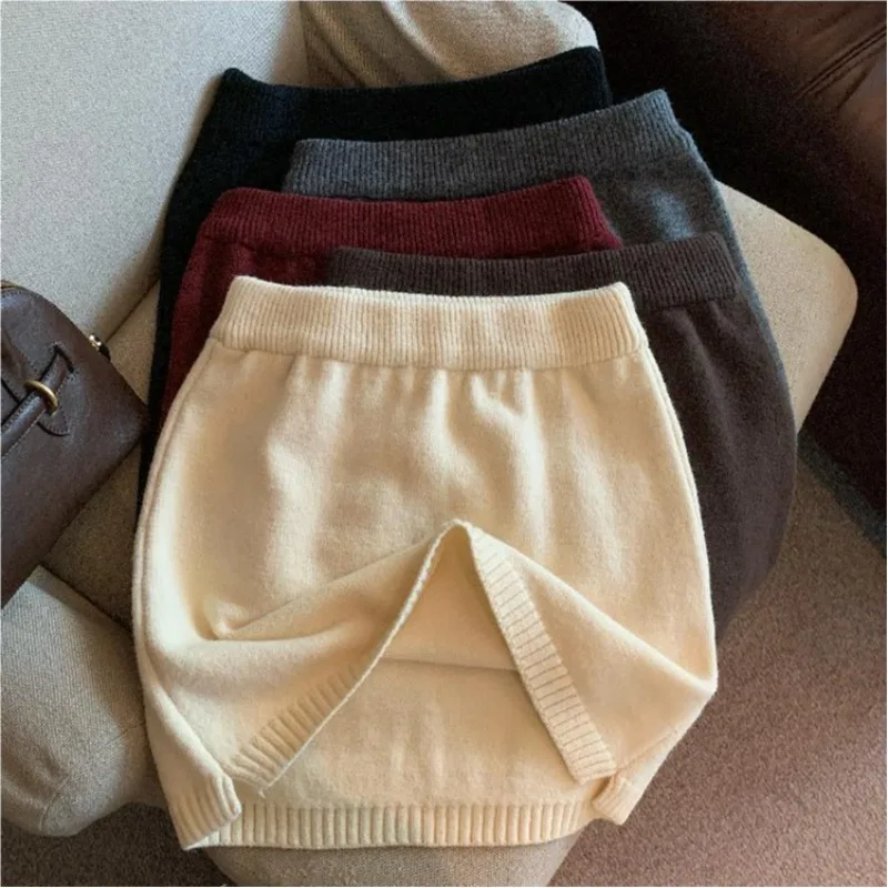 

Retro Knitted Short Skirt Women Simple Elastic Waist Versatile Slim Casual Bodycon Hip Wrapping Mini Skirt