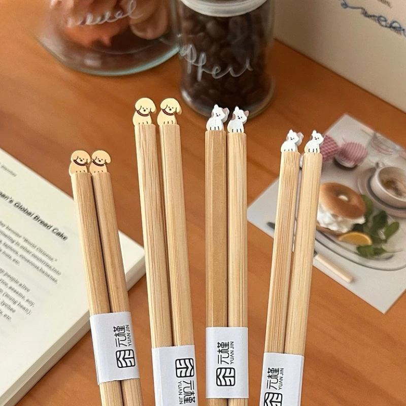 

Modern, Simple and Creative Cat and Puppy Shaped Chopsticks Made of Bamboo, Cute Household Tableware Accessories