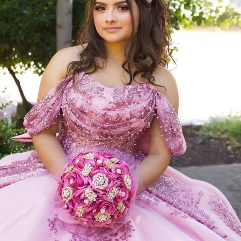 

Shiny Pink Quinceanera Dresses Off the Shoulder Glitter Crystal Beadwork Decal Long tail Bow Vestido De 15 Quinceanera Customize
