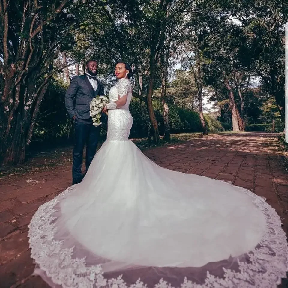 ที่กําหนดเอง Mermaid Cathedral ยาวรถไฟลูกไม้ Appliqued ชุดเจ้าสาวแฟชั่น Vestido De Noiva Tulle Mariage ชุดแต่งงานสตรี