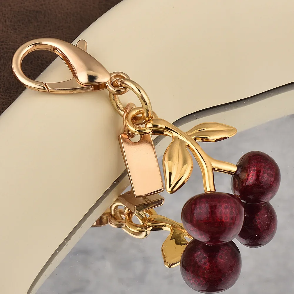 Exquisite High-end Bear Cherry Butterfly Keychains For Women Y2k Bag Pendant Car Key Chains Jewelry Gift Decoration Accessories