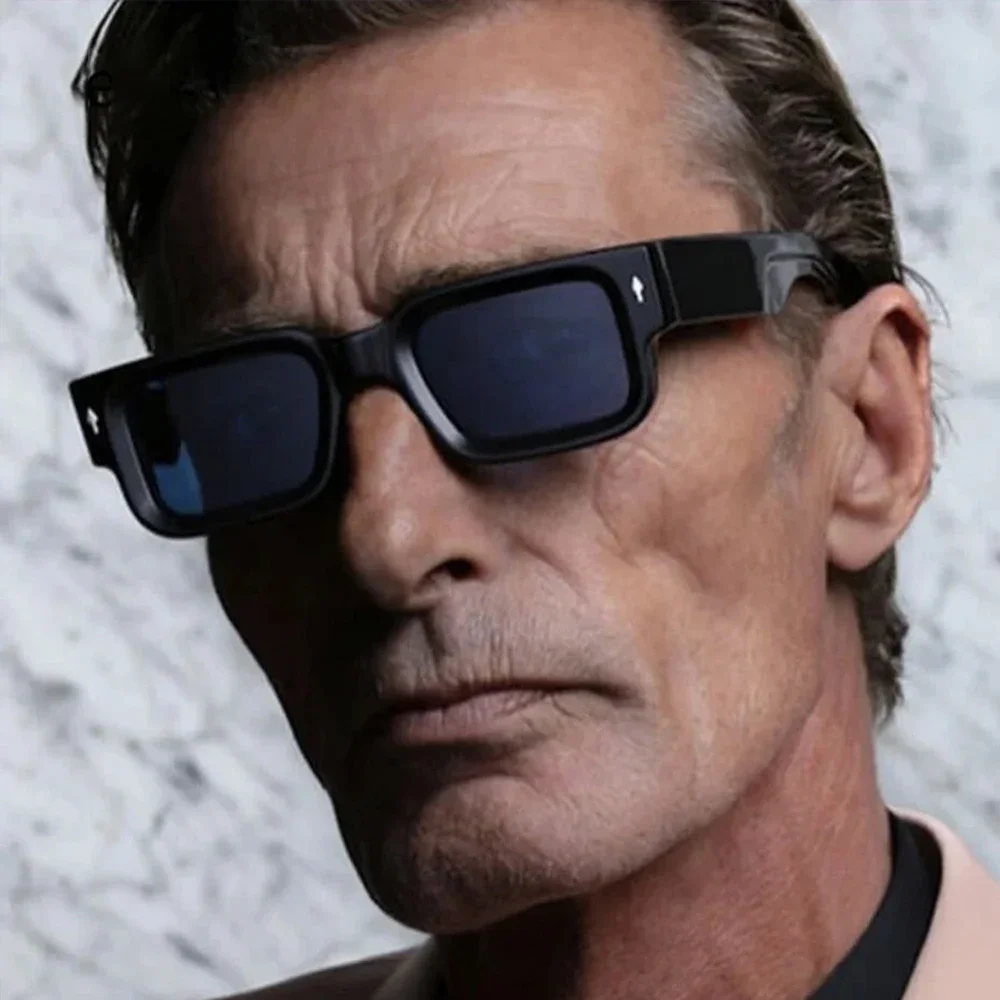 レトロ男性スクエアサングラス女性のためのヴィンテージ高級リベットデザイナーサングラスファッションアローシェード UV400 眼鏡