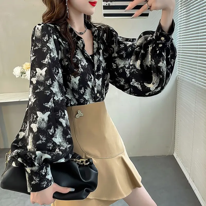 Early Autumn Printed Butterfly Fashionable Temperament Shirt for Women Age Reducing High-end Niche Top Loose Lantern Sleeve