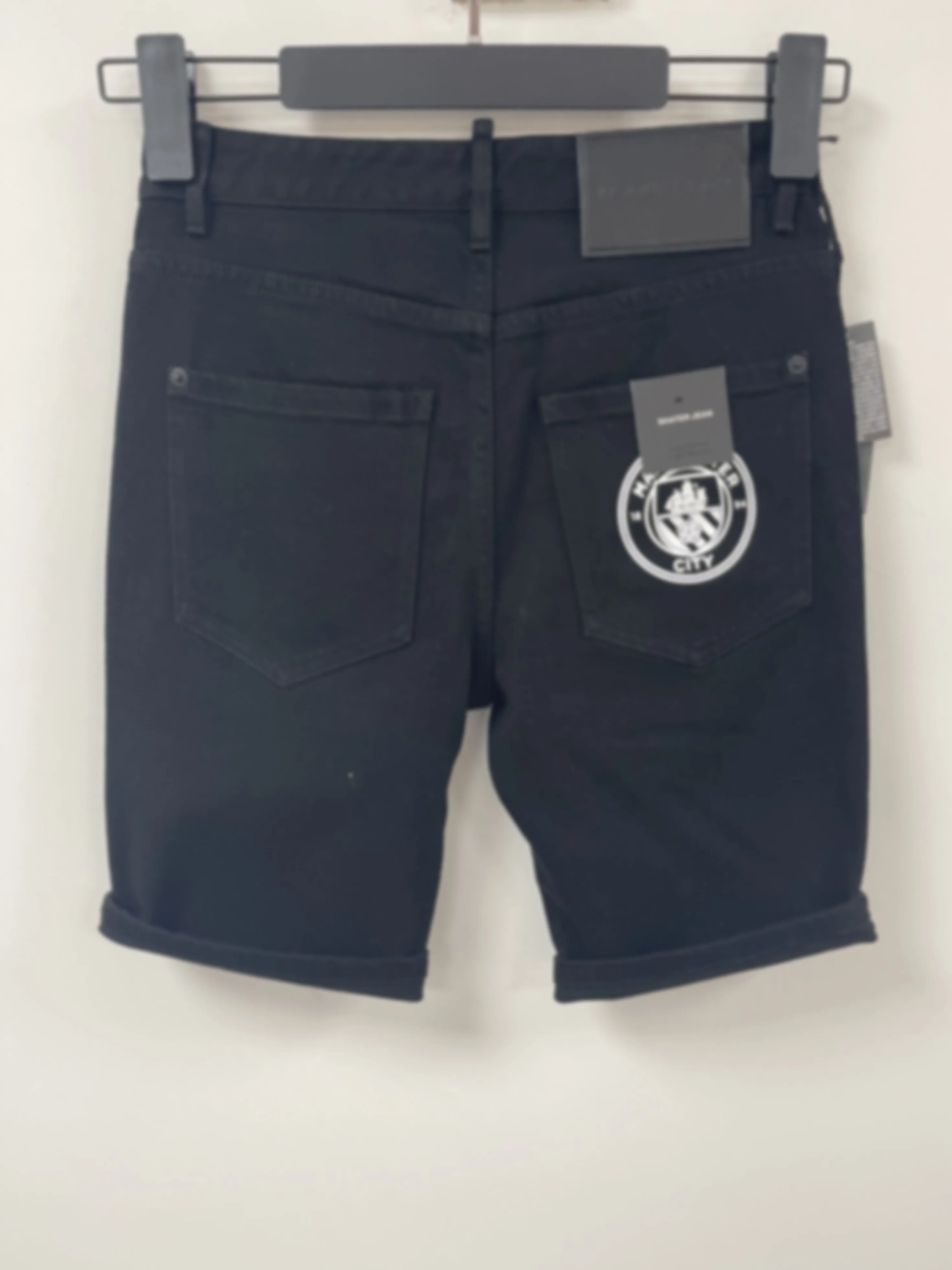 2024 Spring/Summer New D2 Jeans Trendy Men's Wash Printed Slim Fit Micro Elastic Minimally Versatile Denim Shorts for Men