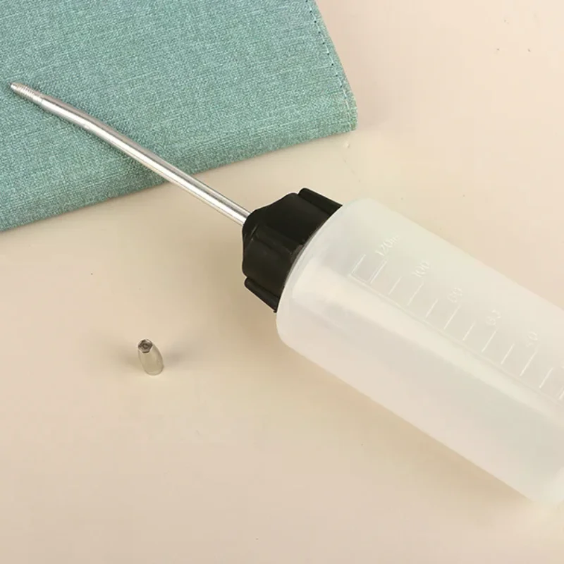 120ML Sewing Machine Oil Bottle Clear White Plastic Spray Nozzle Empty Oil Bottle Oiler Plastic Oiler For Lubricants Oil