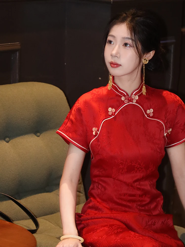 

Red Qipao Wedding Dr Ele ort Sve High Slit Chinese Sle New Bride Dr for Engagement And Wedding Ceremony