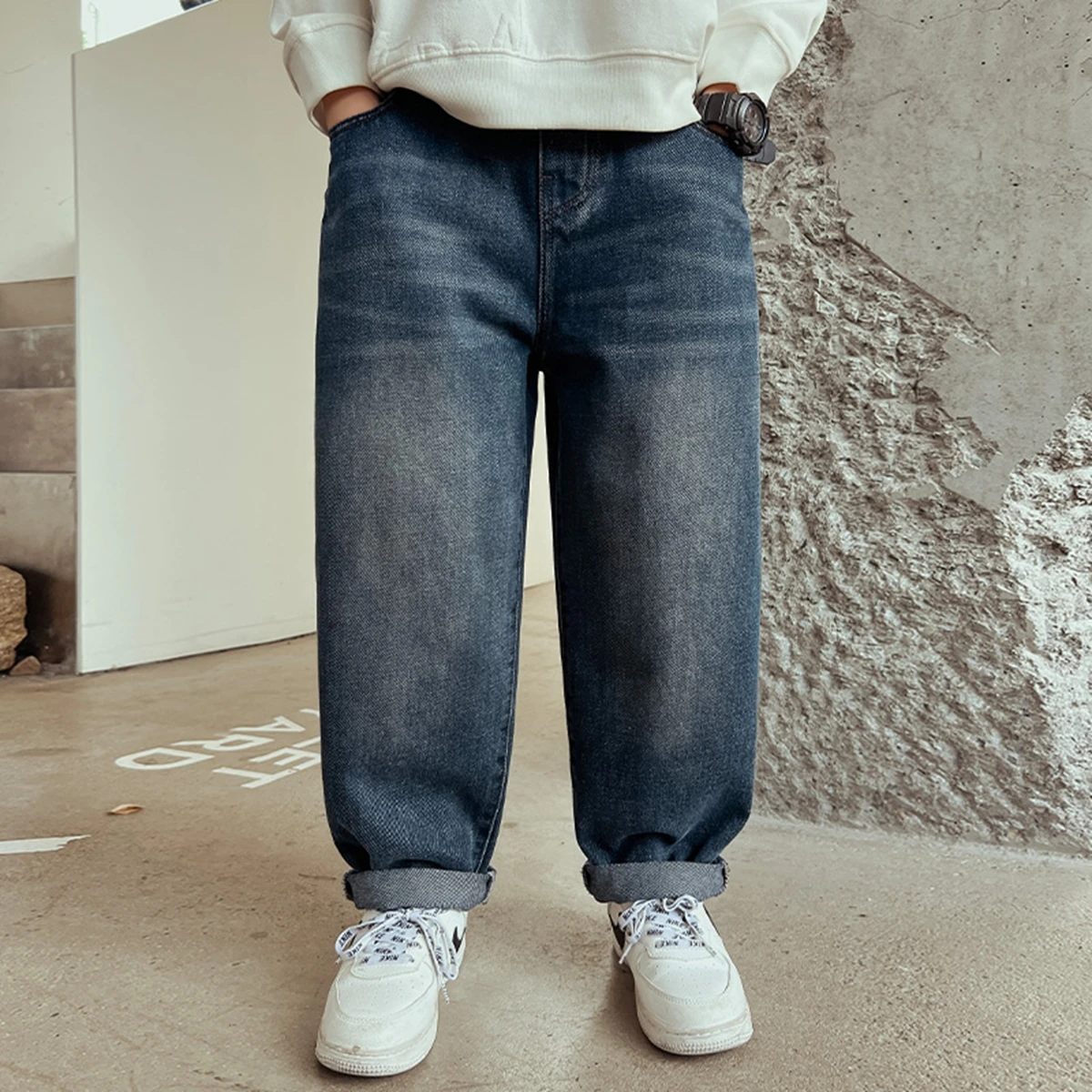 Trendy Teen Boys Loose Fit Denim Jeans Casual Ripped Kids Long Trousers Korean Style Cotton Blend for Autumn Spring