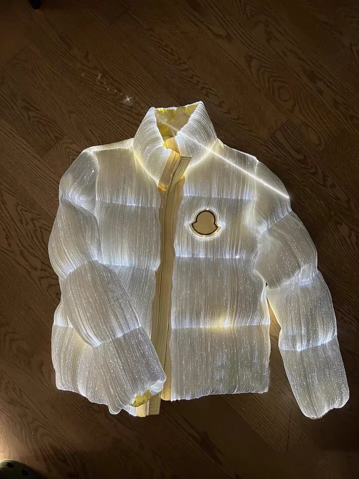 Nouveauté FW Workmanip Long Sve col montant vers le bas Jaet hommes femmes Couples éclairage étoile Design