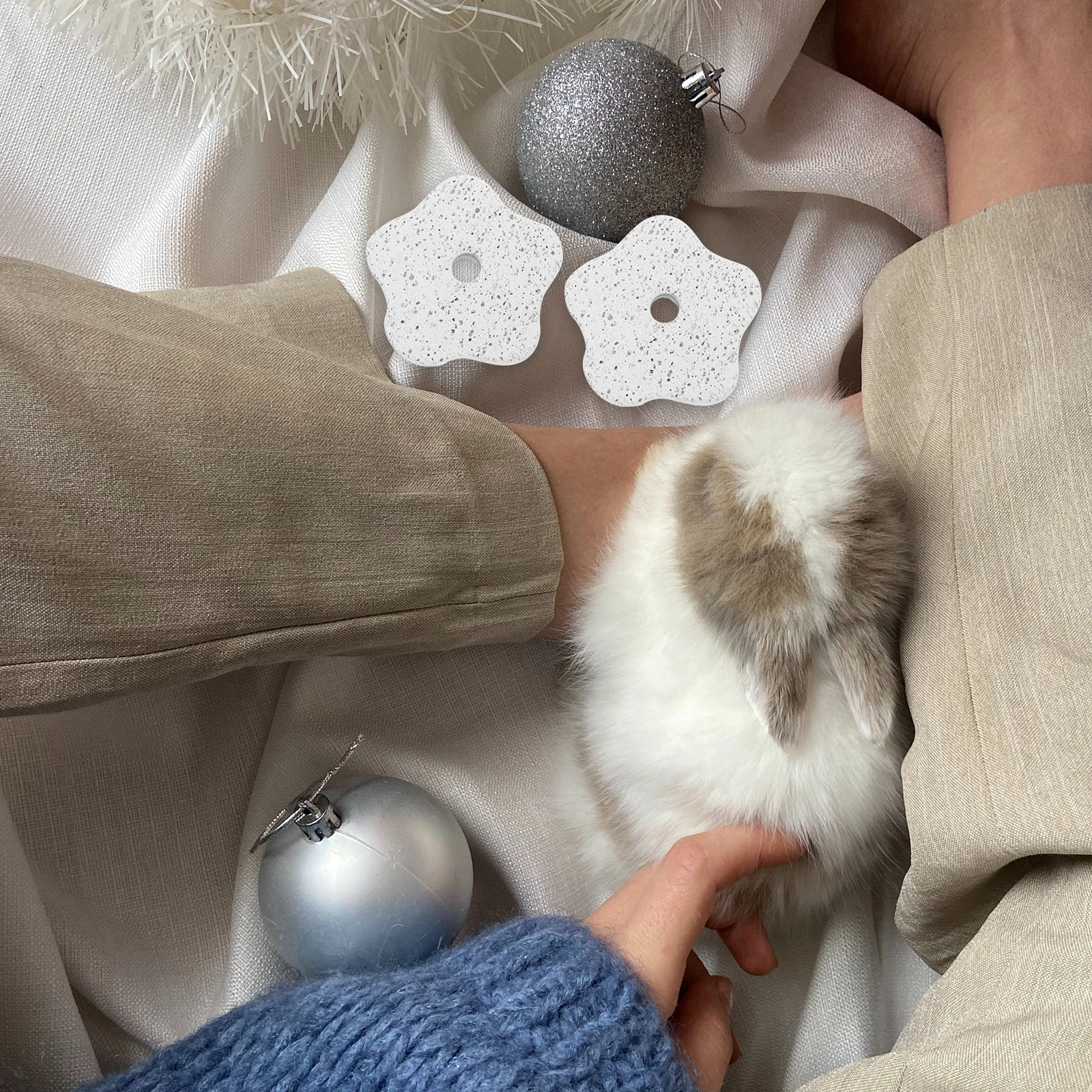 

10pcs Stone Small Pets Teeth Grinding Toy Rabbit Molar Stone Bright Colors Rabbit Hamster Chew Toys Pet Supplies