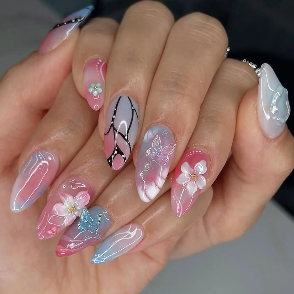 Mittellange künstliche Nägel für Frauen und Mädchen, 3D-Blumen-Design, Farbverlauf Blau-Rosa, Mandelform, Nagelkunst-Tips, vollständige Abdeckung, Acryl-Nägel zum Aufkleben