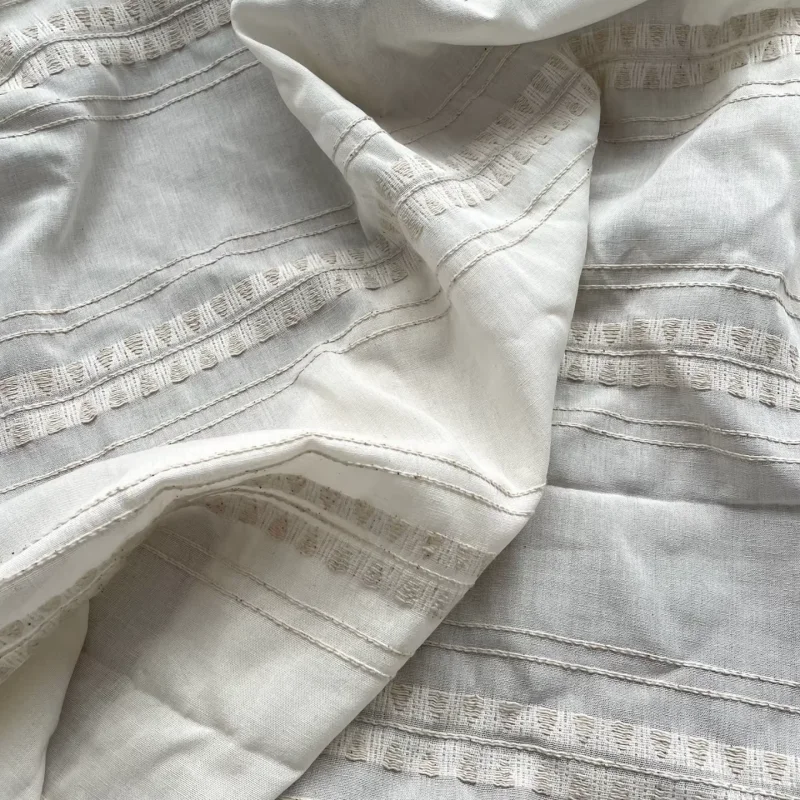 

Lightweight polyester cotton plain color woven thread embroidered fabric for blouse and skirt clothing DIY fabric