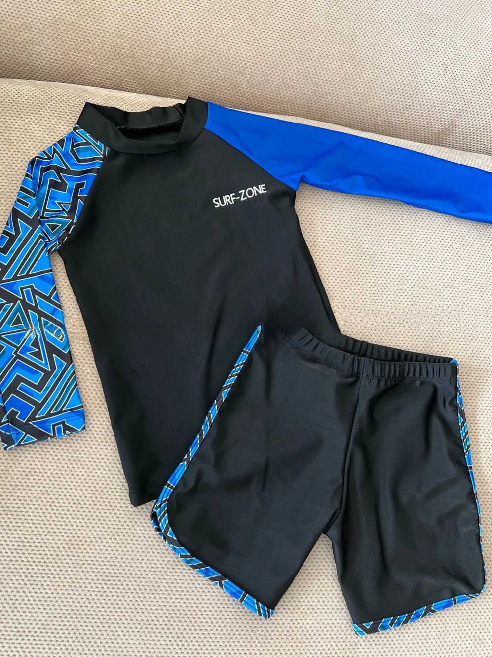 

Детский летний купальник (топ и плавки) в корейском стиле, быстросохнущий, с защитой от солнца, с длинными рукавами, для горячих источников и пляжа.