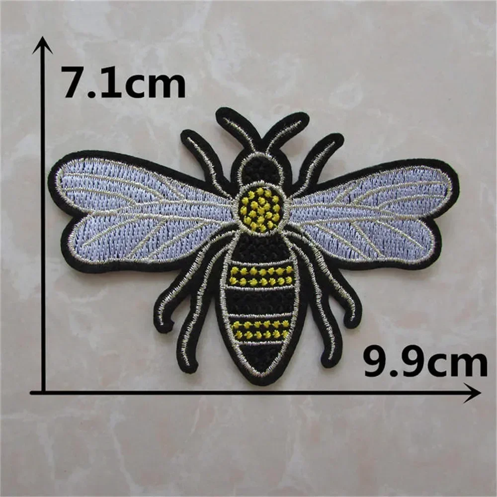 Hot sale Mix Style Bee ,Honey Stripes Patches Embroidery Iron On Patch Decoration Accessories insect thermo-stickers for clothes