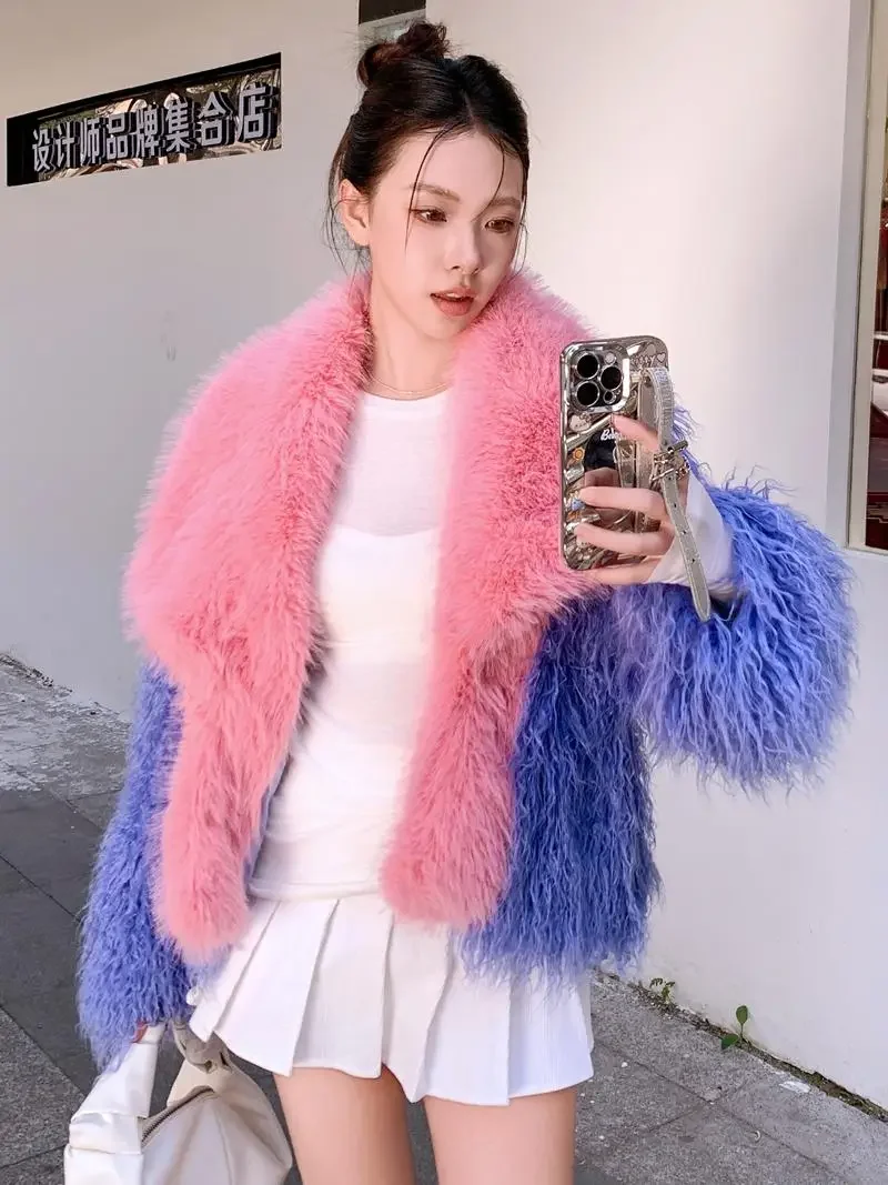 2025 Winter New Unique Design Blue Pink Contrasting Color Faux Fur Coat Women's Imitation Beach Sheep Woolen Short Jacket Ladies