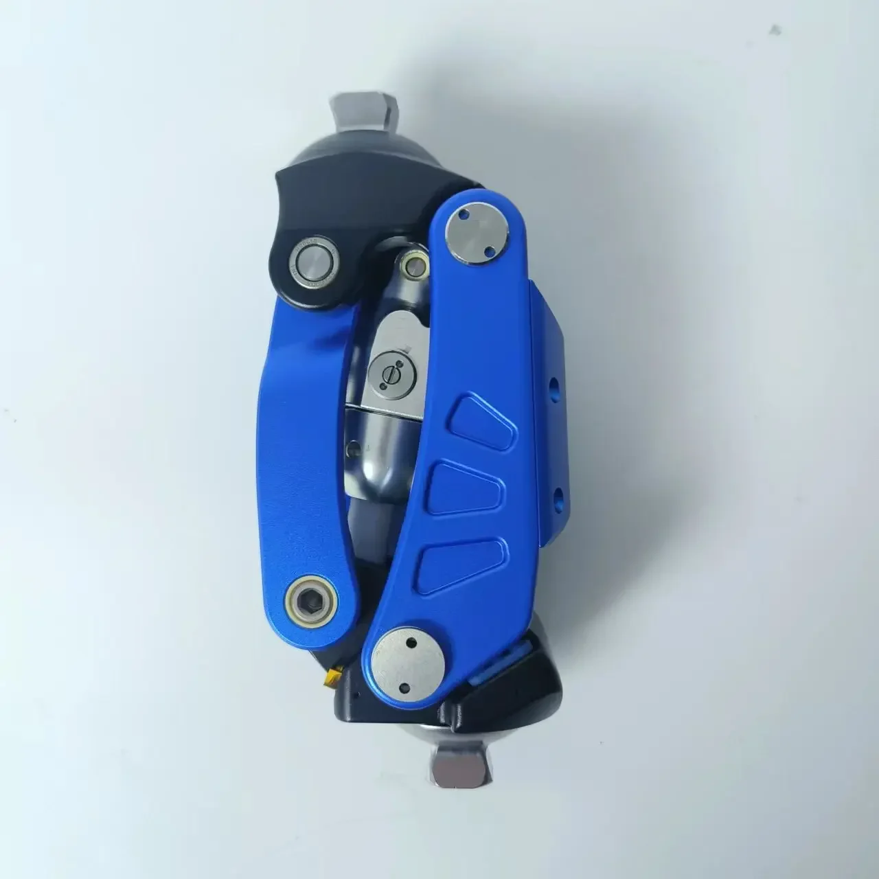 

four-axis hydraulic knee joint prosthetic knee joint hydraulic aluminum alloy knee joint