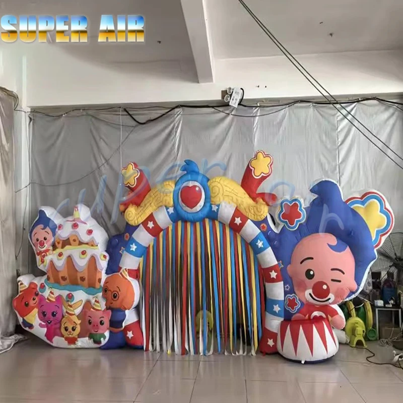 Mode benutzerdefinierte Luft Cartoon Bogen Ballon aufblasbare Cartoon Charakter Bogen für Party mit einer Vorhang Tür