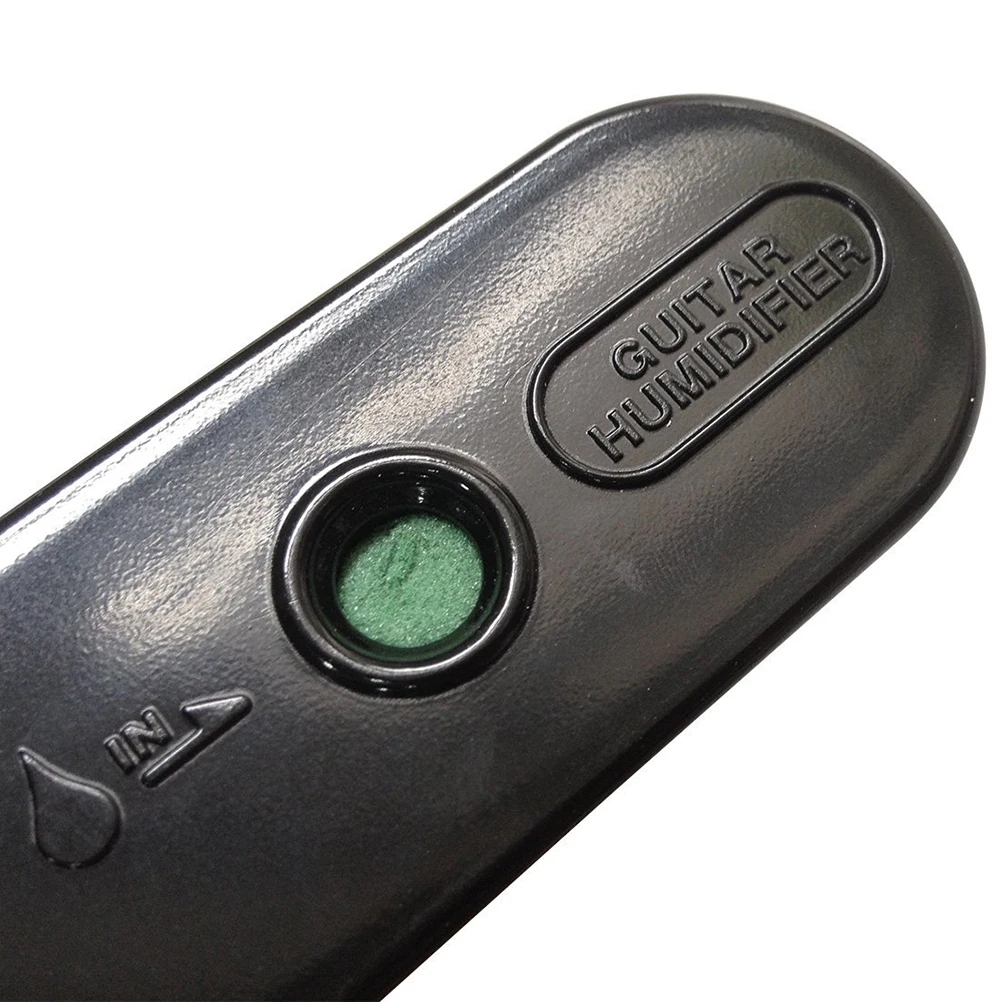 

White Humidifier For Acoustic Guitar 8X6X2Cm Durable Plastic Sponge Design No-Mess Moisture Release Scratch-Free Easy Quick