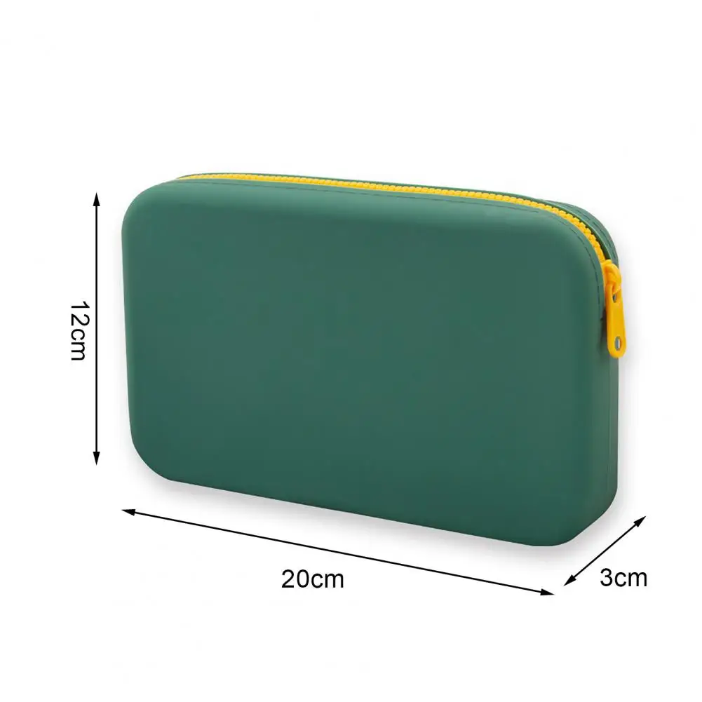 Waterproof Silicone Cosmetic Bag Detachable Wrist Strap Cosmetic Pouch Portable Silicone Cosmetic Bag with Zipper Closure
