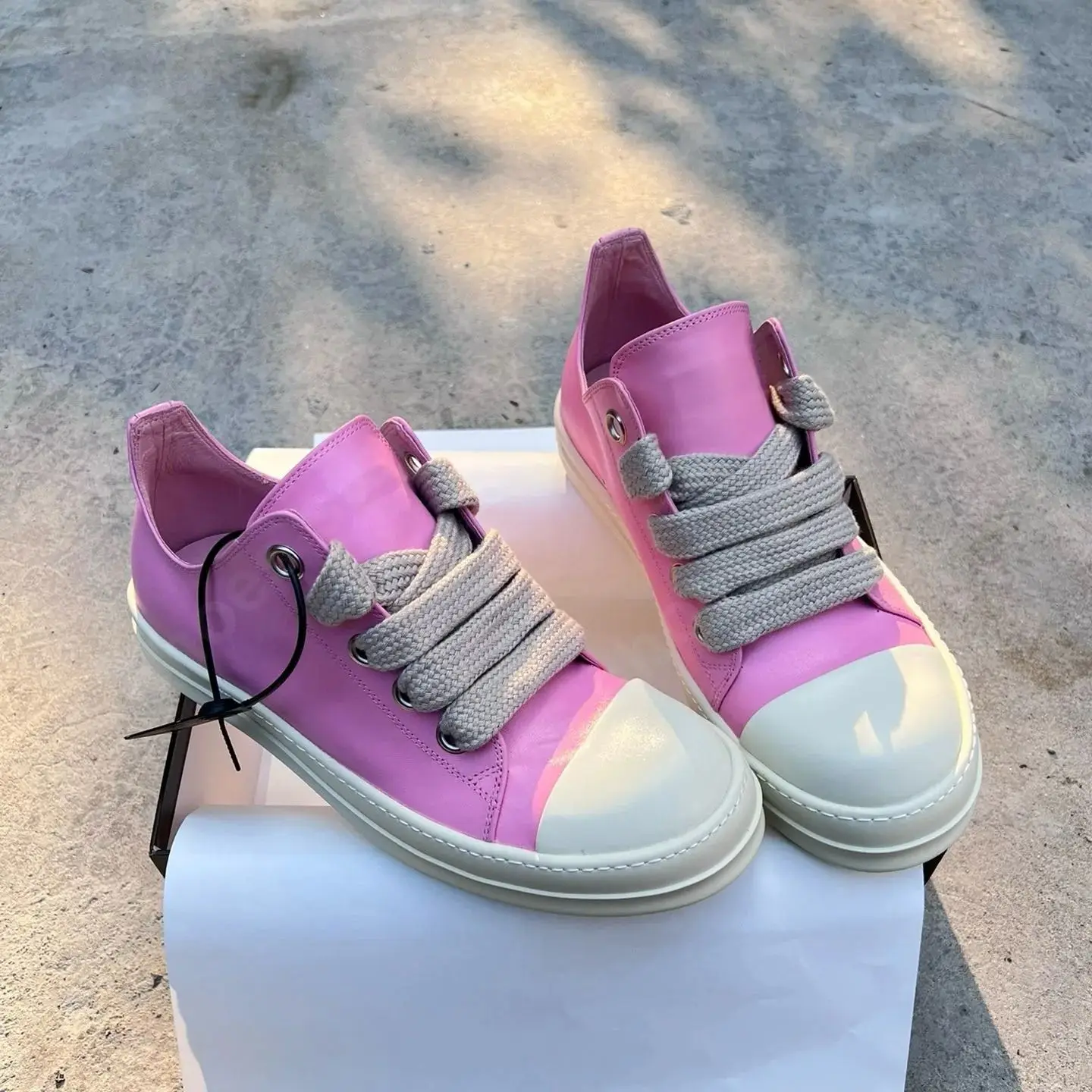 Ricks Men Shoe Pink Leather Low Top Shoe Jumbo Laces Owens Women Sneaker Casual Shoe Owen Design Thick Sole Shoes Sneakers