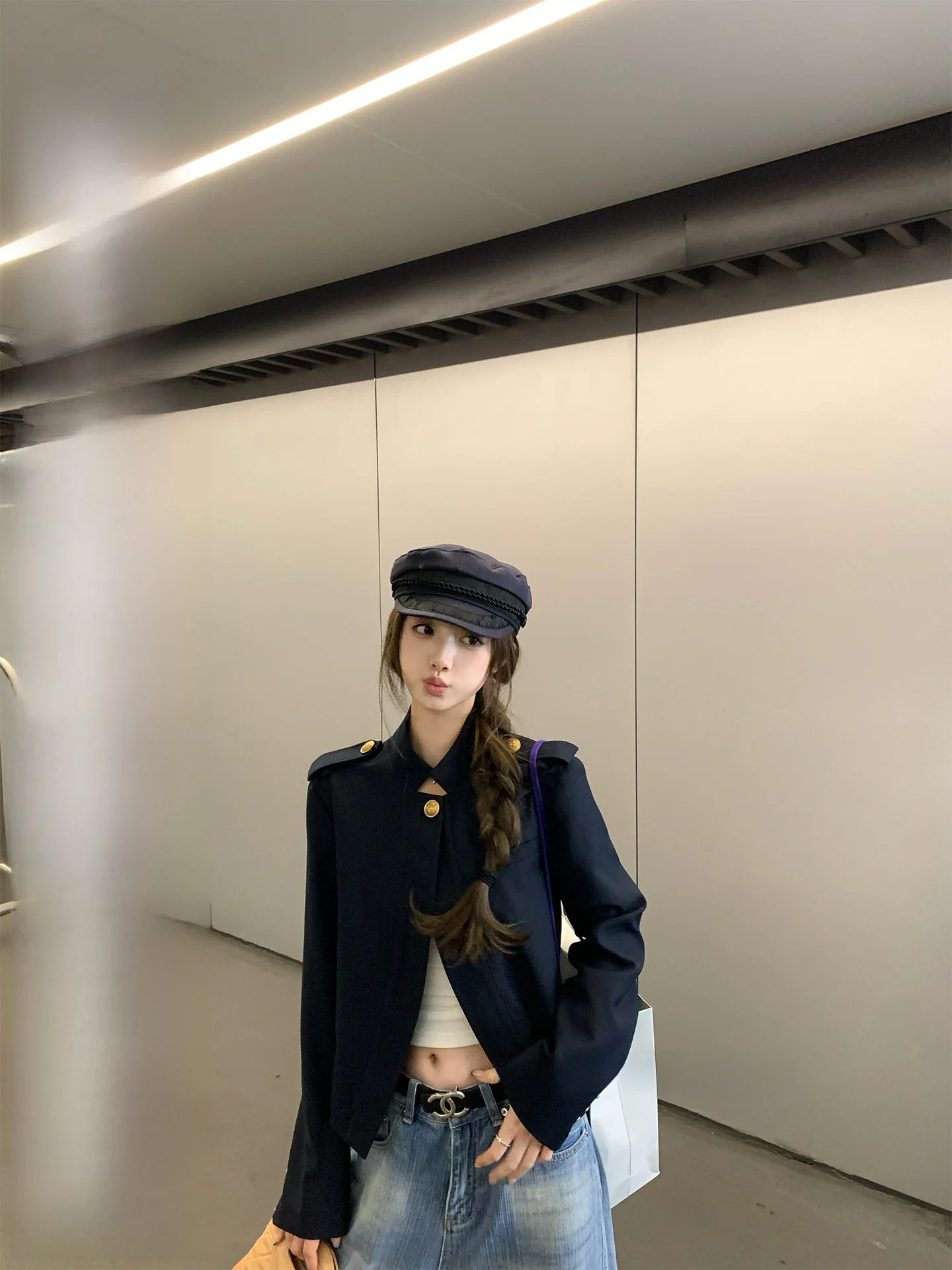 

Женская куртка Chestnut a Bankelili в стиле Old Money с воротником-стойкой на одной пуговице, осенняя, повседневная, приталенного кроя