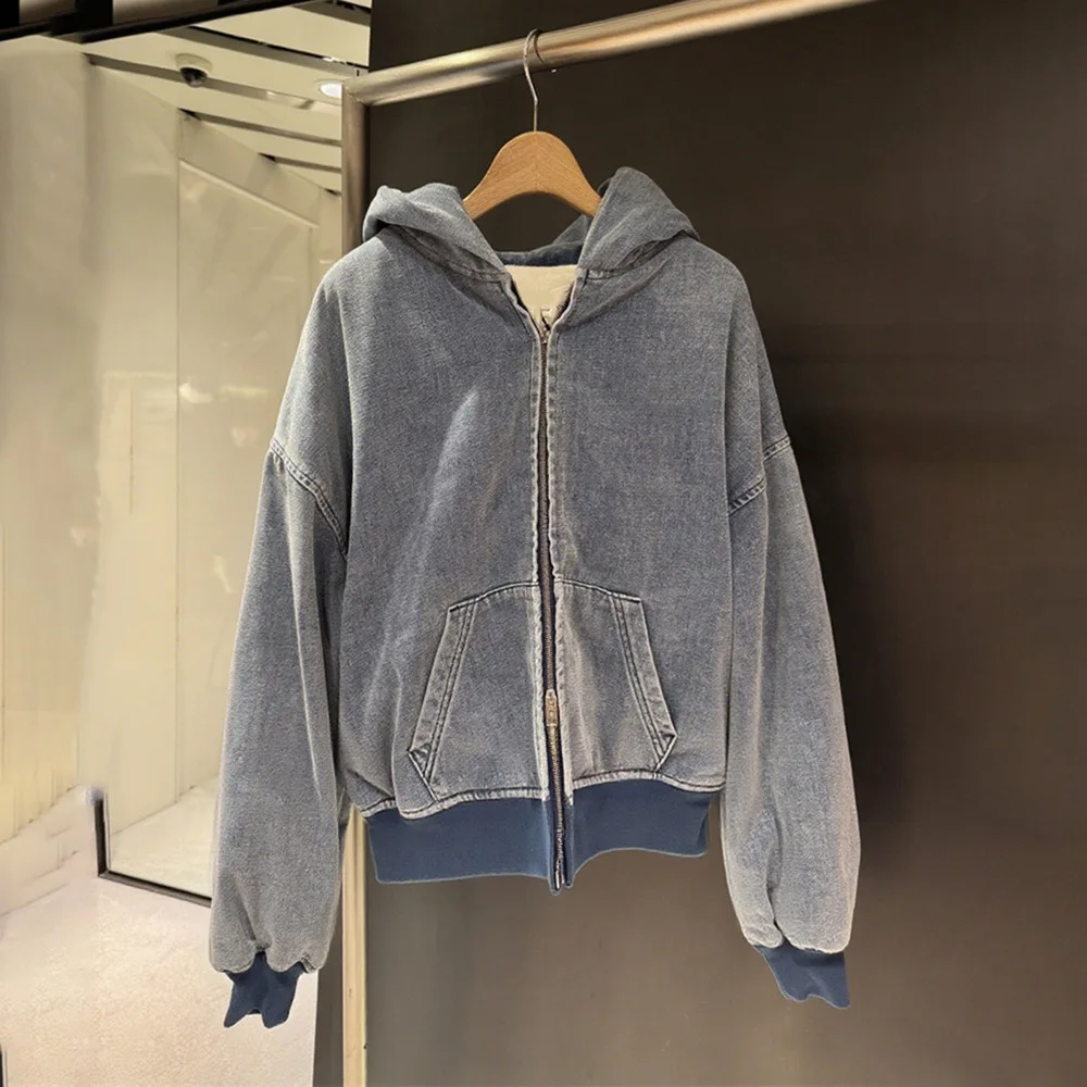 

2025 Новая винтажная синяя джинсовая куртка с капюшоном и укороченными джинсами с эластичной талией, модный комплект, женский костюм