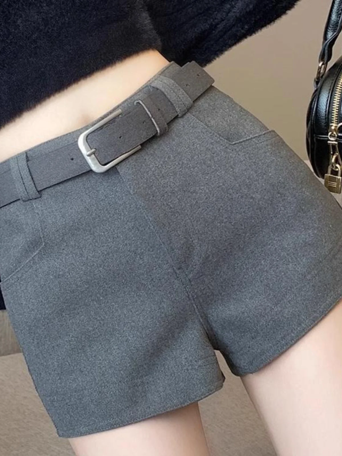 

High Waist Woolen Casual Shorts Women's Autumn Winter Commute Slimming Small Size Elegant Wide Leg Hot Pants