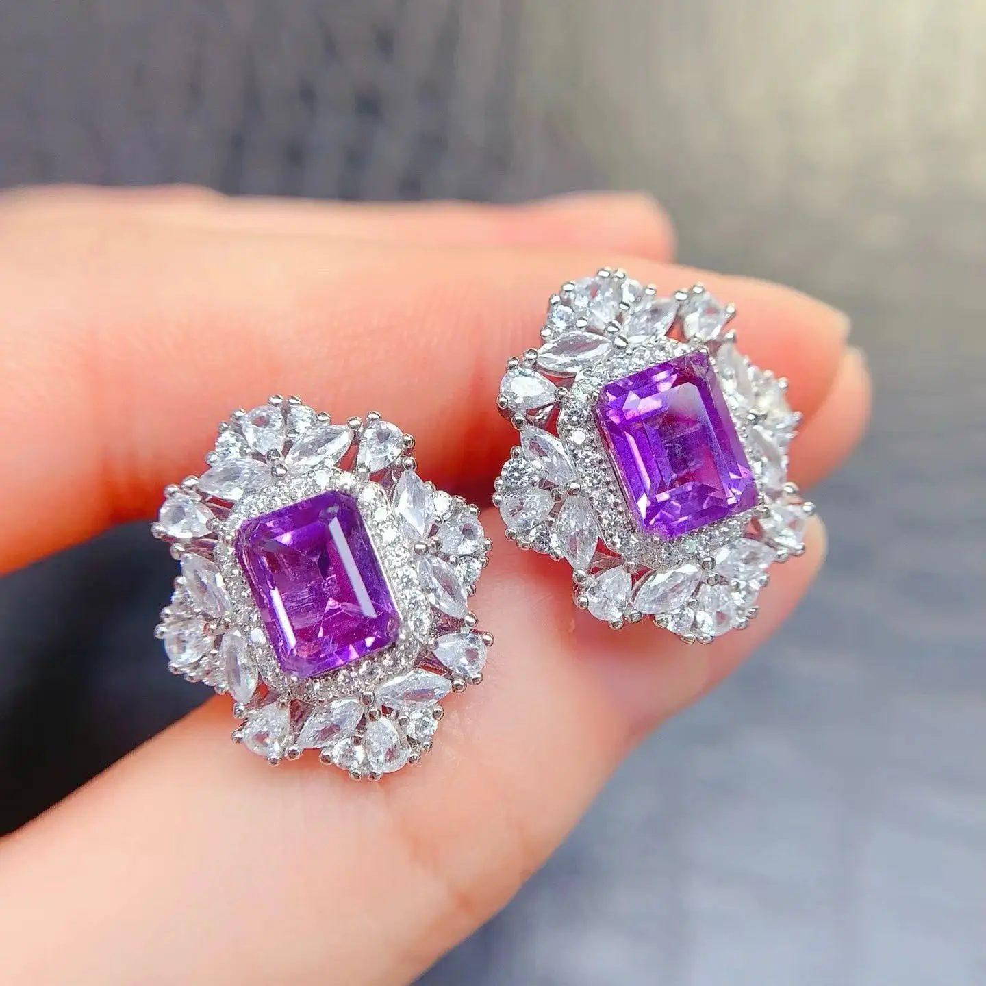 Luxury Vintage Design 925 Silver Gemstones Earrings 6x8mm Emerald Cut Natural Amethyst Earrings with Jewelry Certificate