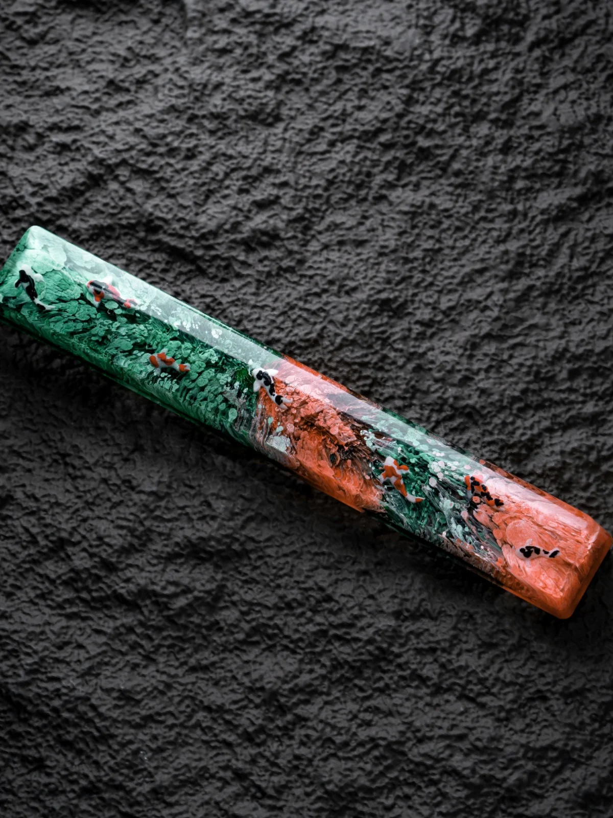 Handmade Scenery Koi Spacebar Keycaps 6.25U Custom Artisan Resin Keycaps For Mechanical Backlit Keyboards MX Switch Key Cap