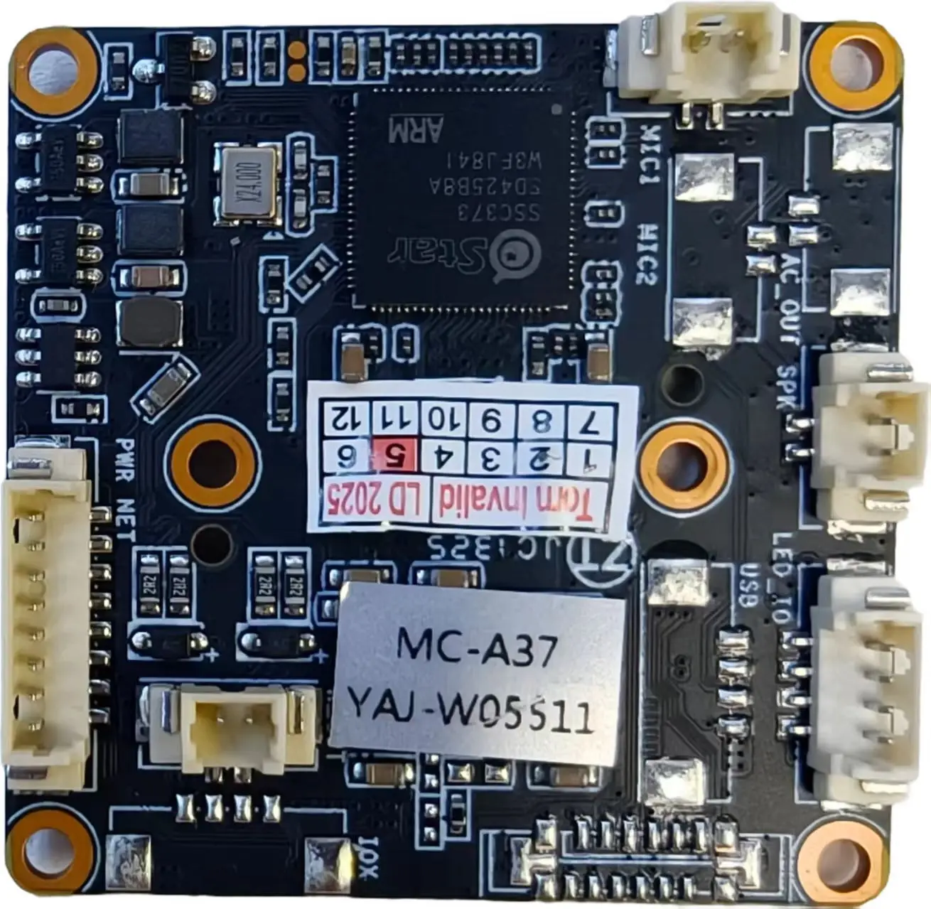 

IPC 4MP MC-A37 AI Intelligent Dual-light Module Network Video Recorder for Security Surveillance