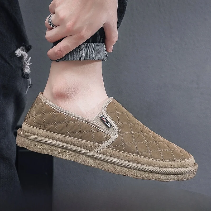 

Warm Fleece Lined Thickened Heating Slip-On Bread Shoes Sweat Out! OutKorean Single! 3999 US Dollars! Winter Warm Storage Hea...