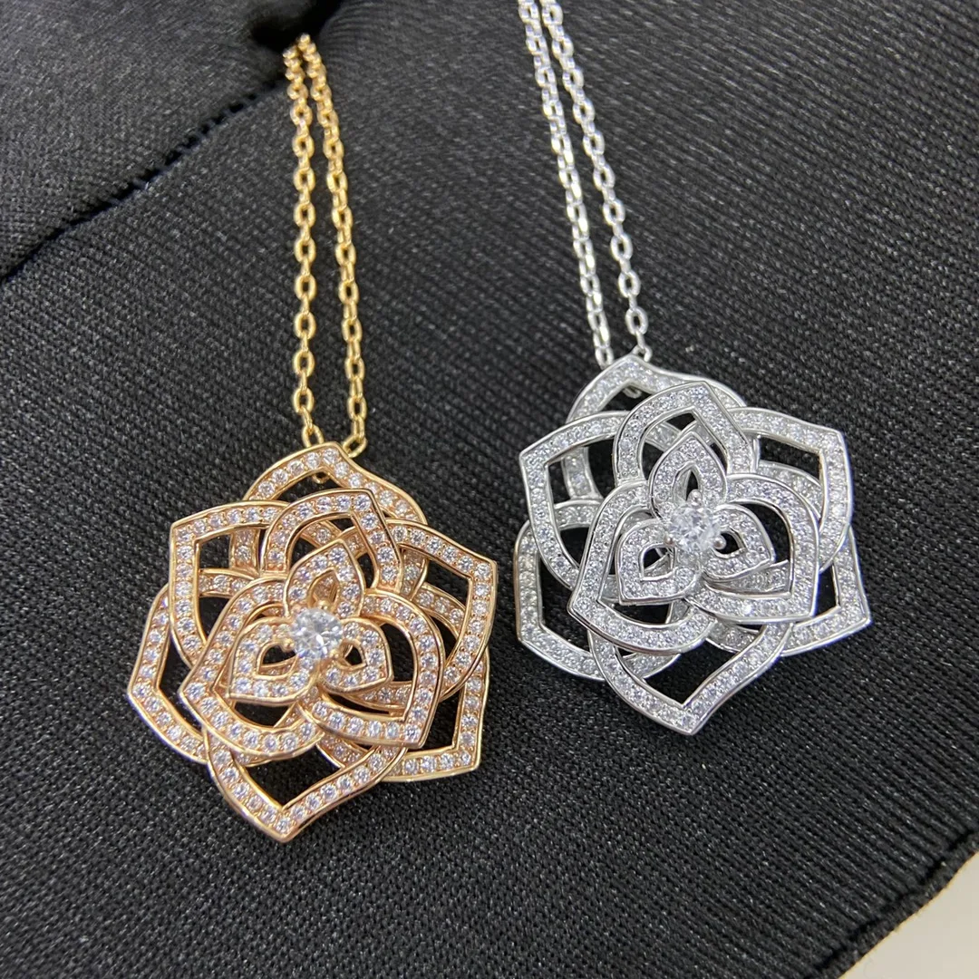 S925 Sterling Silver 3D Flower Design Diamond-Studded Necklace
