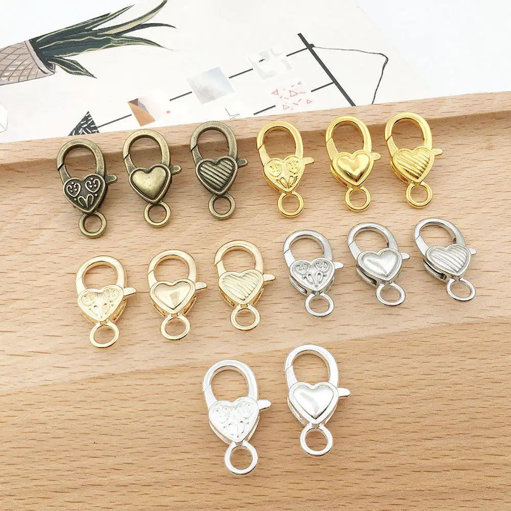 

Love Heart Shaped Lobster Buckle, DIY Keychain, Jewelry Accessories, Luggage Hardware Products, Zinc Alloy Clasp Hooks, 30Pcs