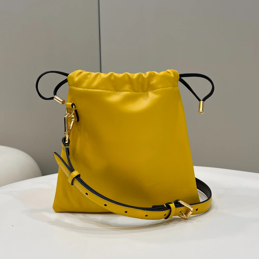 

Luxury Designer Bucket Bags New Fashionable Versatile Handbag Famous Brand Large Capacity Shoulder Bags 2025 Trend