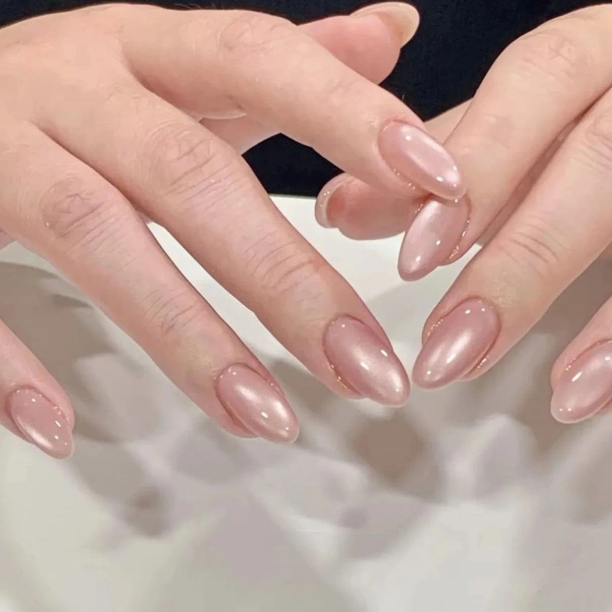 Halo Dyeing Pink Short Round False Nails Art Glitter Powder Charms Cat Eye Long Pointed Fake Nails Almond Ballet Press on Nails