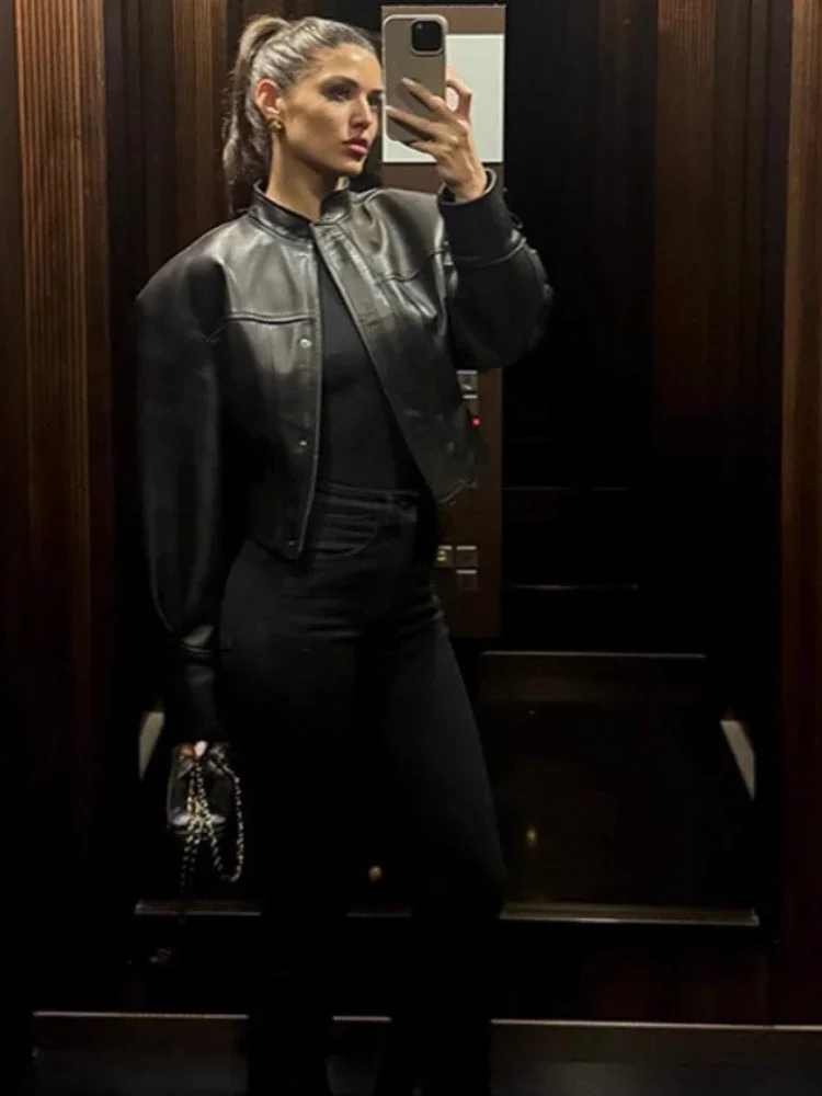 Black Stand-Up Collar Short Leather Jacket Personality Loose Long Sleeves Streetwear Autumn 2025 New Female Leather Jacket