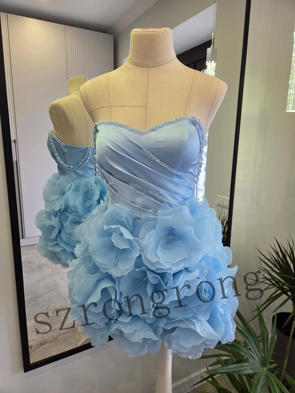Customized Blue Off Shoulder Tulle Handmade Flowers Wedding Evening Party Dresses Backless Short Mini Cute Prom Cocktail Dress