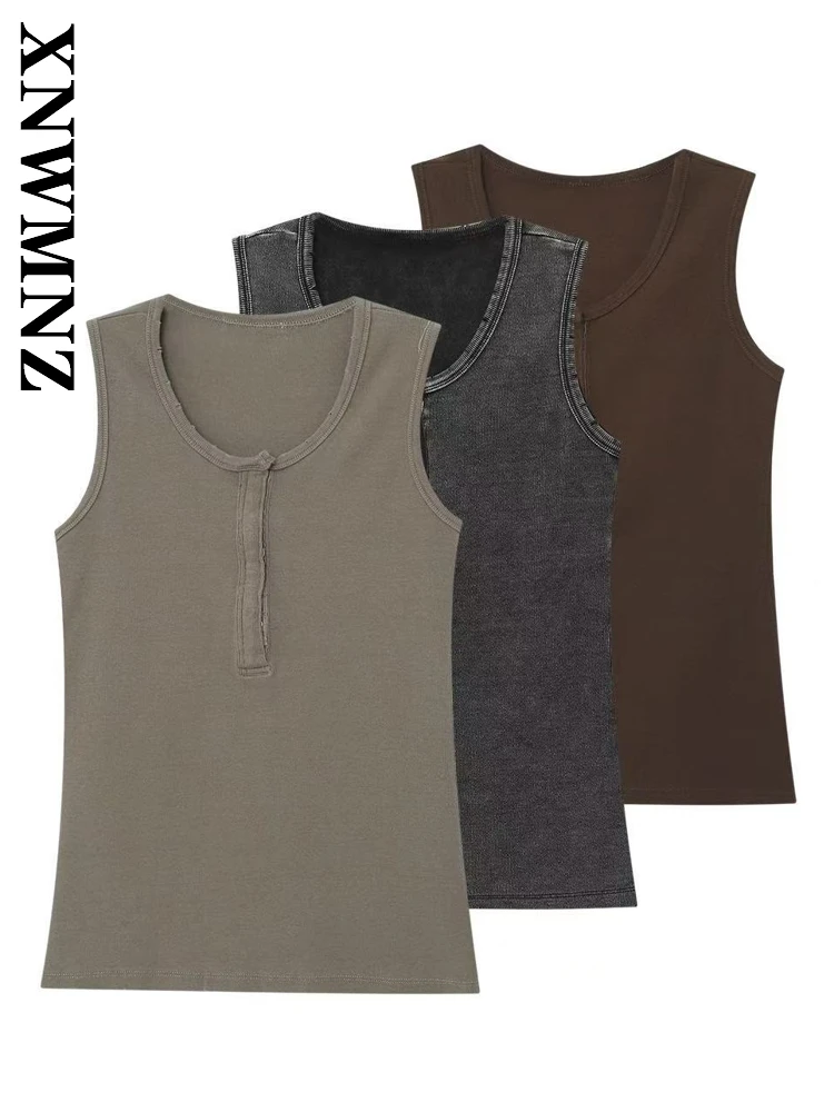 

XNWMNZ 2025 летняя новая женская мода простой пуловер без рукавов с круглым воротником повседневная шикарная женская одежда тонкий жилет