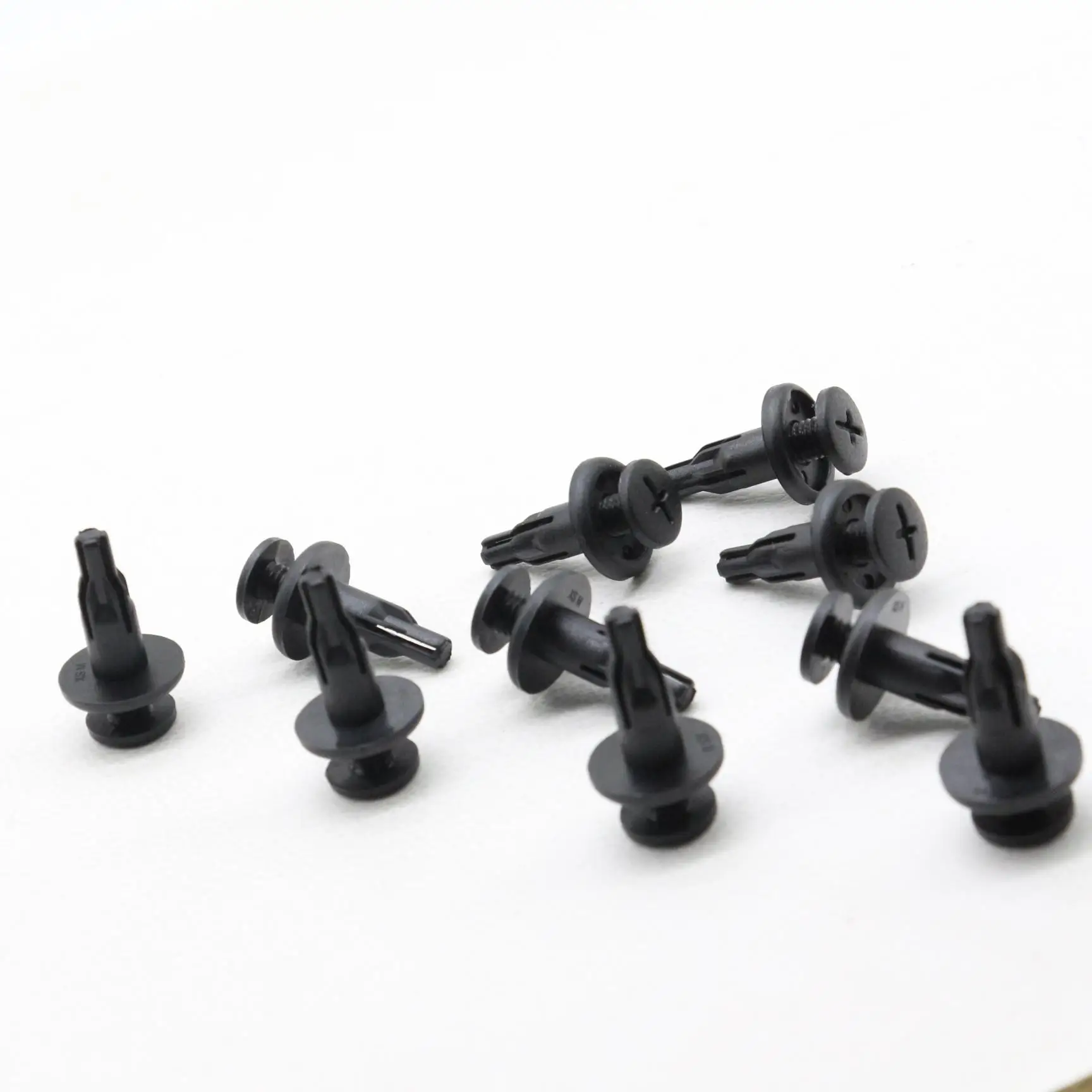 

10 pcs Nylon Screw-Type Sill Plate Retainer Clips For Honda Acura Accord Prelude TL CR-V NSX Bumper Radiator Mount 90505-SM4-003