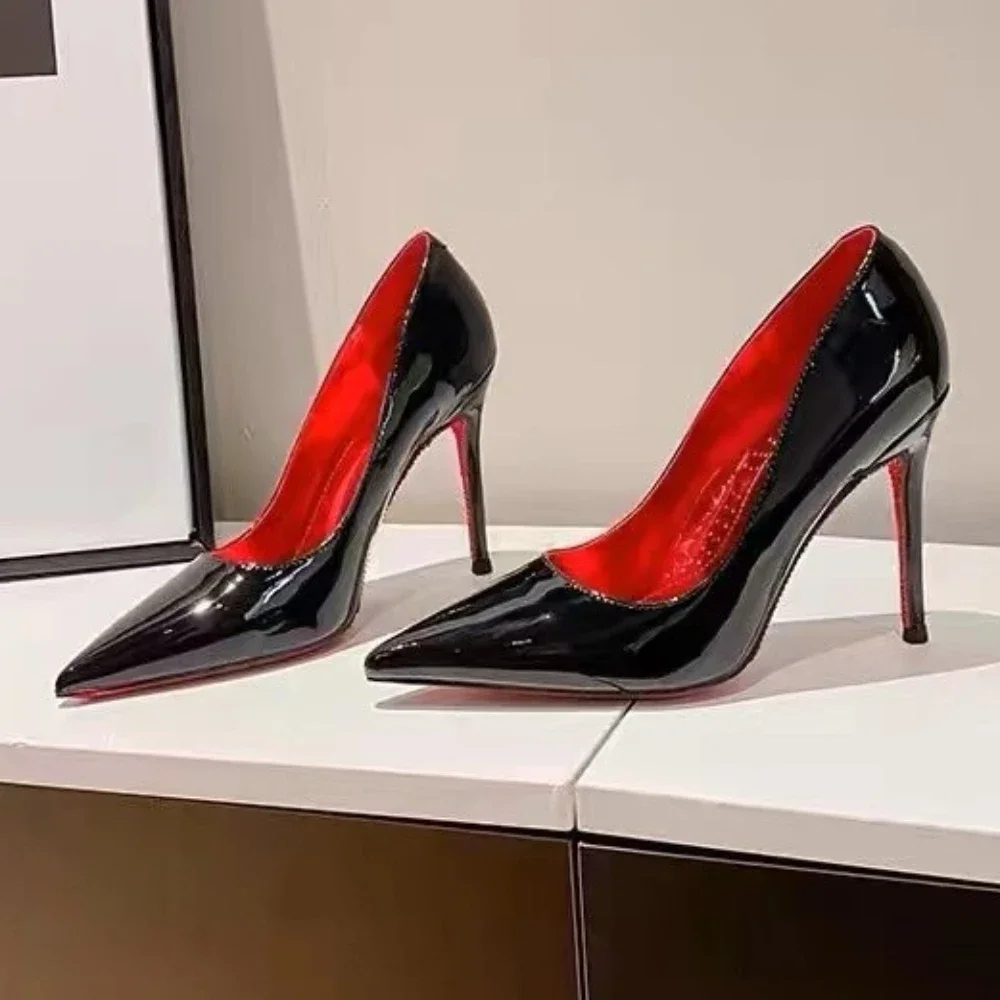 Nieuwe Hoge Hakken Vrouwen Zool Steentjes Pumps Rode Onderkant Hoge Hakken Plus Maat Vrouwen Trouwschoenen Bruid Puntige Teen Platform Hakken