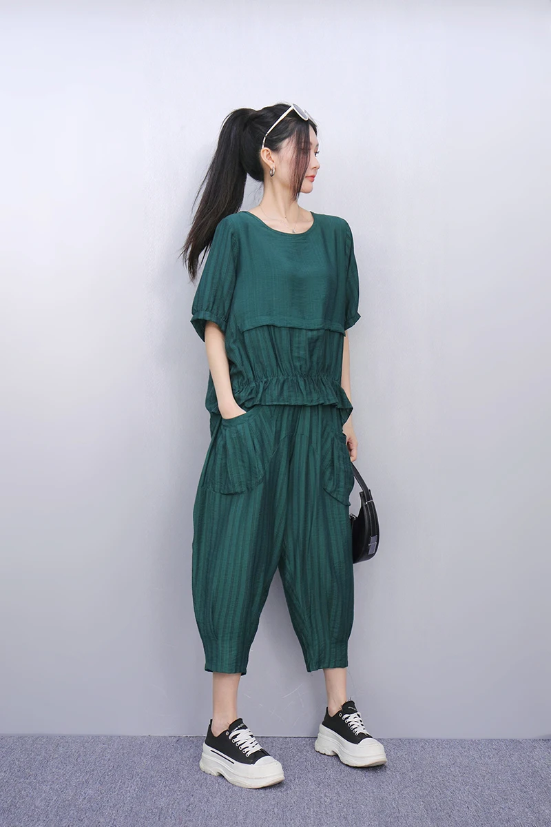 2025 夏の新ファッション女性半袖ルーズストライプ Tシャツトップハーレムパンツ 2 点セット J1018
