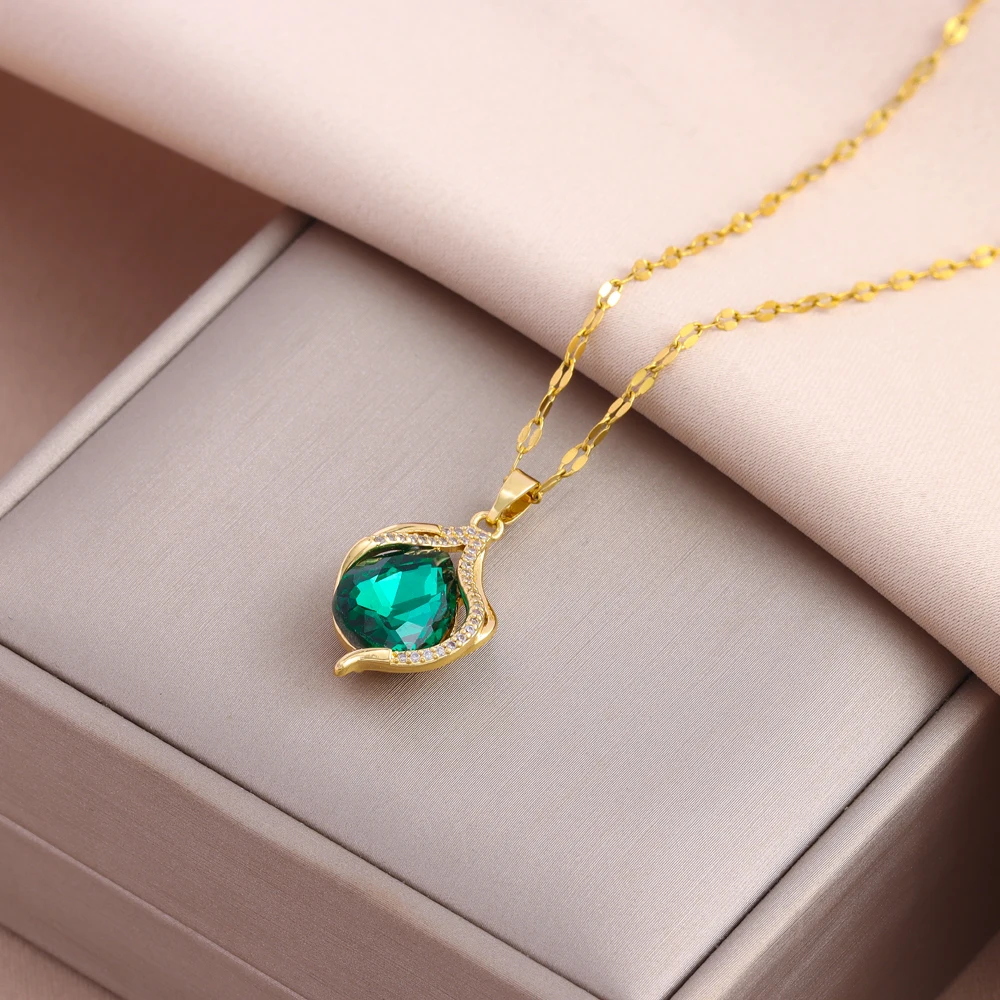 New Vintage Style Luxury Green Zircon Crystal Necklaces For Women Classics Female Daily Wear Stainless Steel Neck Chain Jewelry