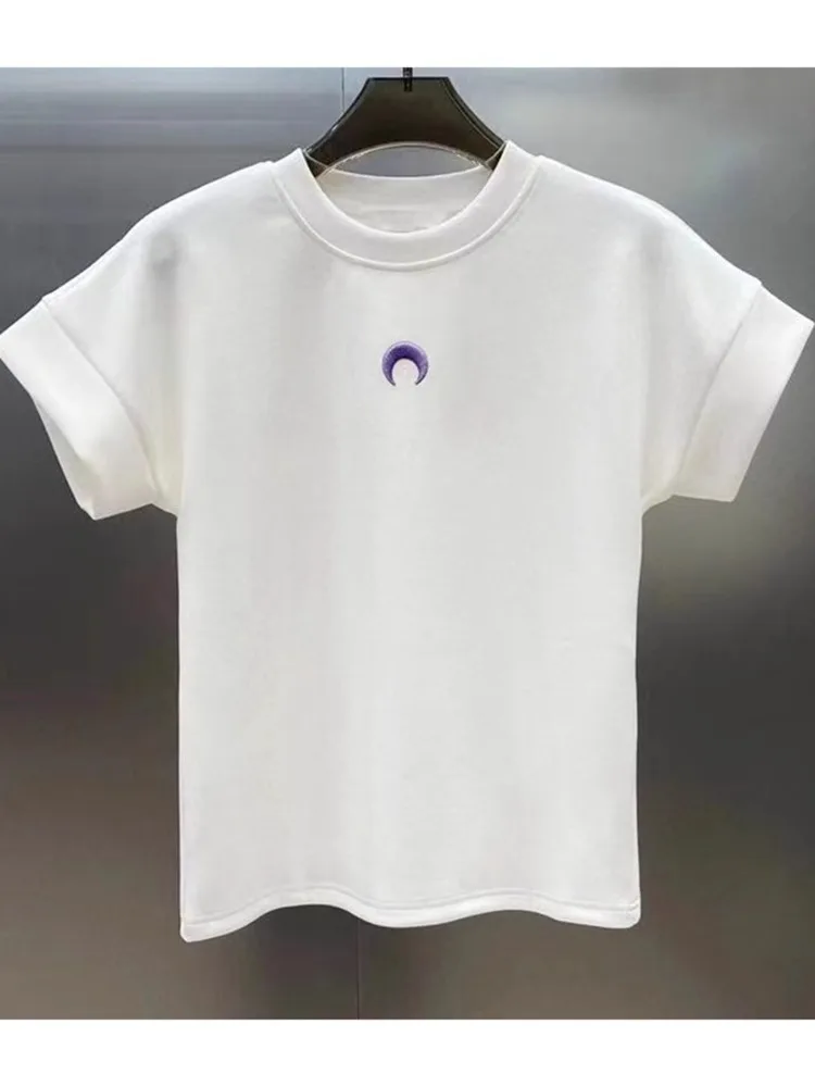 

Unique Spring Summer White Moon Print ort Sve T-irt Women's Faionable Anti-repetition round Ne Top for Younger Look