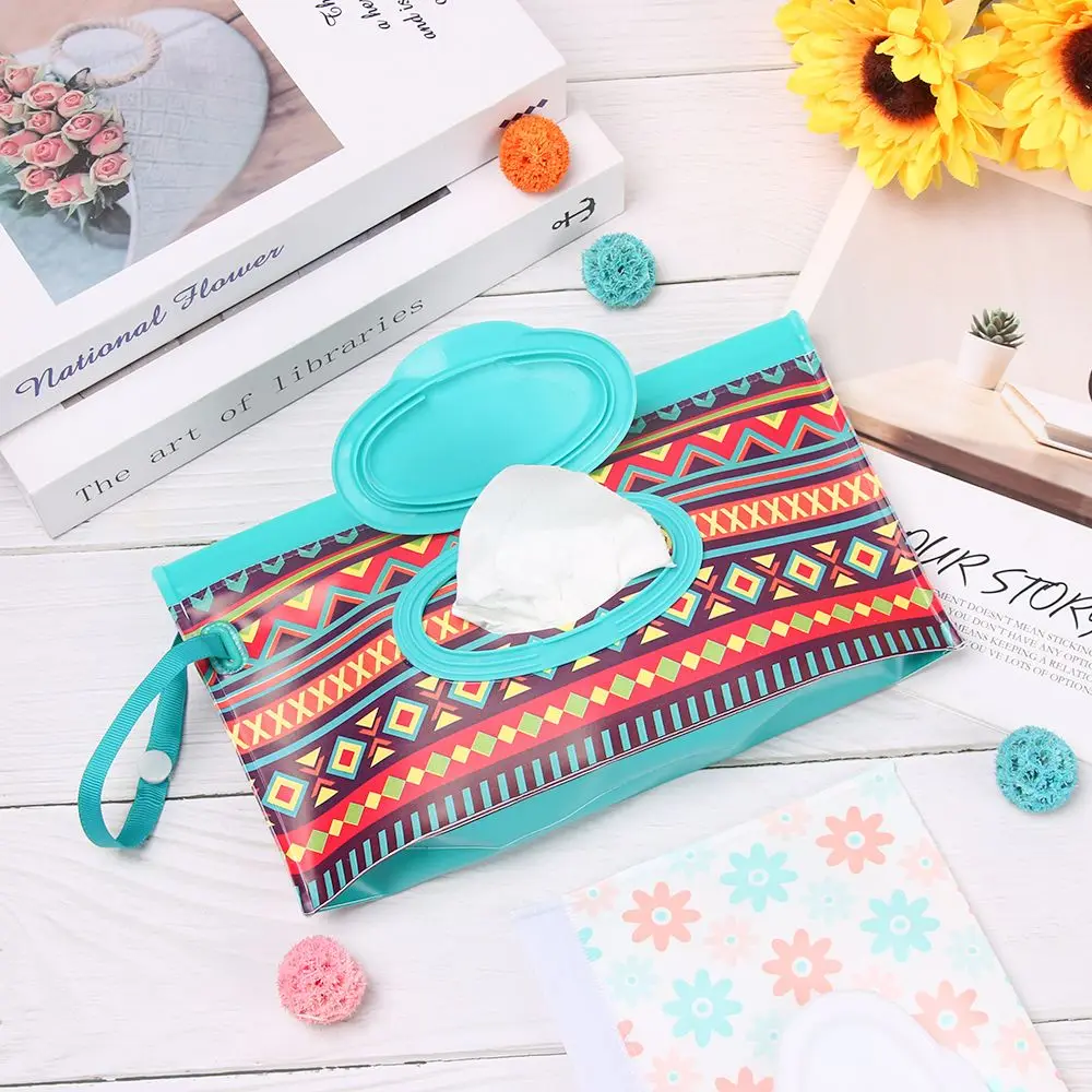 Outdoor Useful Baby Product Flip Cover Snap-Strap Carrying Case Wet Wipes Bag Stroller Accessories Tissue Box Cosmetic Pouch